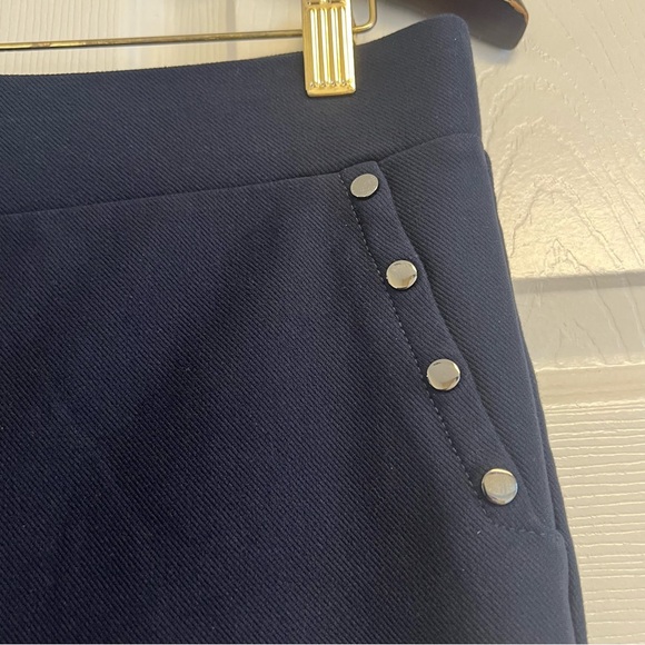 NWT LOFT navy blue stirrup pants pull-on studded accent minimalist preppy MP - Picture 3 of 10